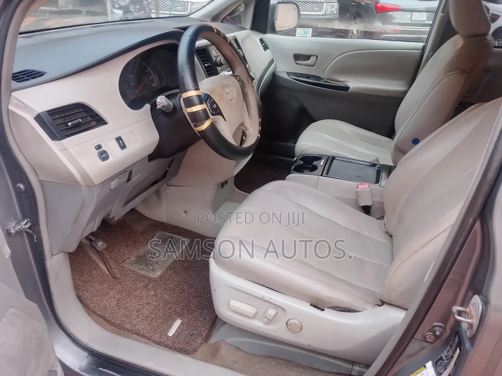 Toyota Sienna 2010 Gray