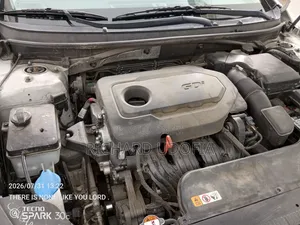 Hyundai Sonata Sport Sedan FWD (2.4L 4cyl 6A) 2016 Silver