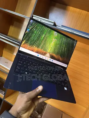 Laptop HP Dragonfly G3 16GB Intel Core i5 SSD 256GB