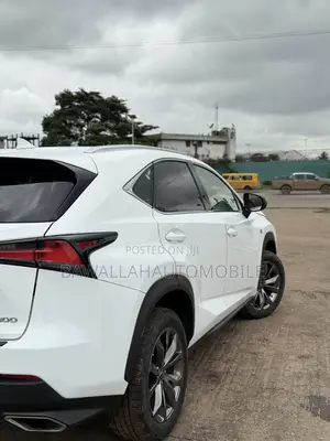 Lexus NX 2016 White