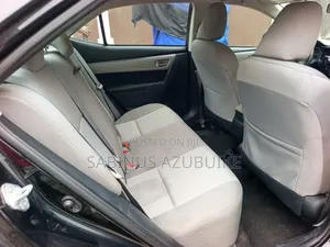 Toyota Corolla LE Plus 4dr Sedan (1.8L 4cyl CVT) 2016 Black