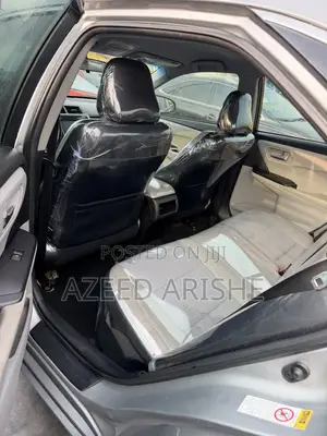 Toyota Camry SE 4dr Sedan (2.5L 4cyl 6A) 2016 Silver