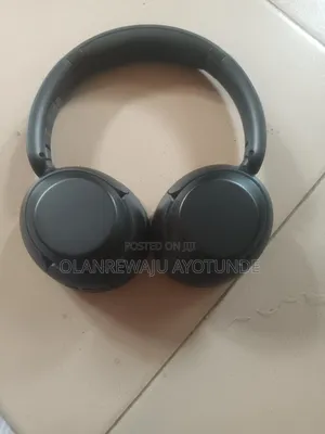 Phillips Headset.