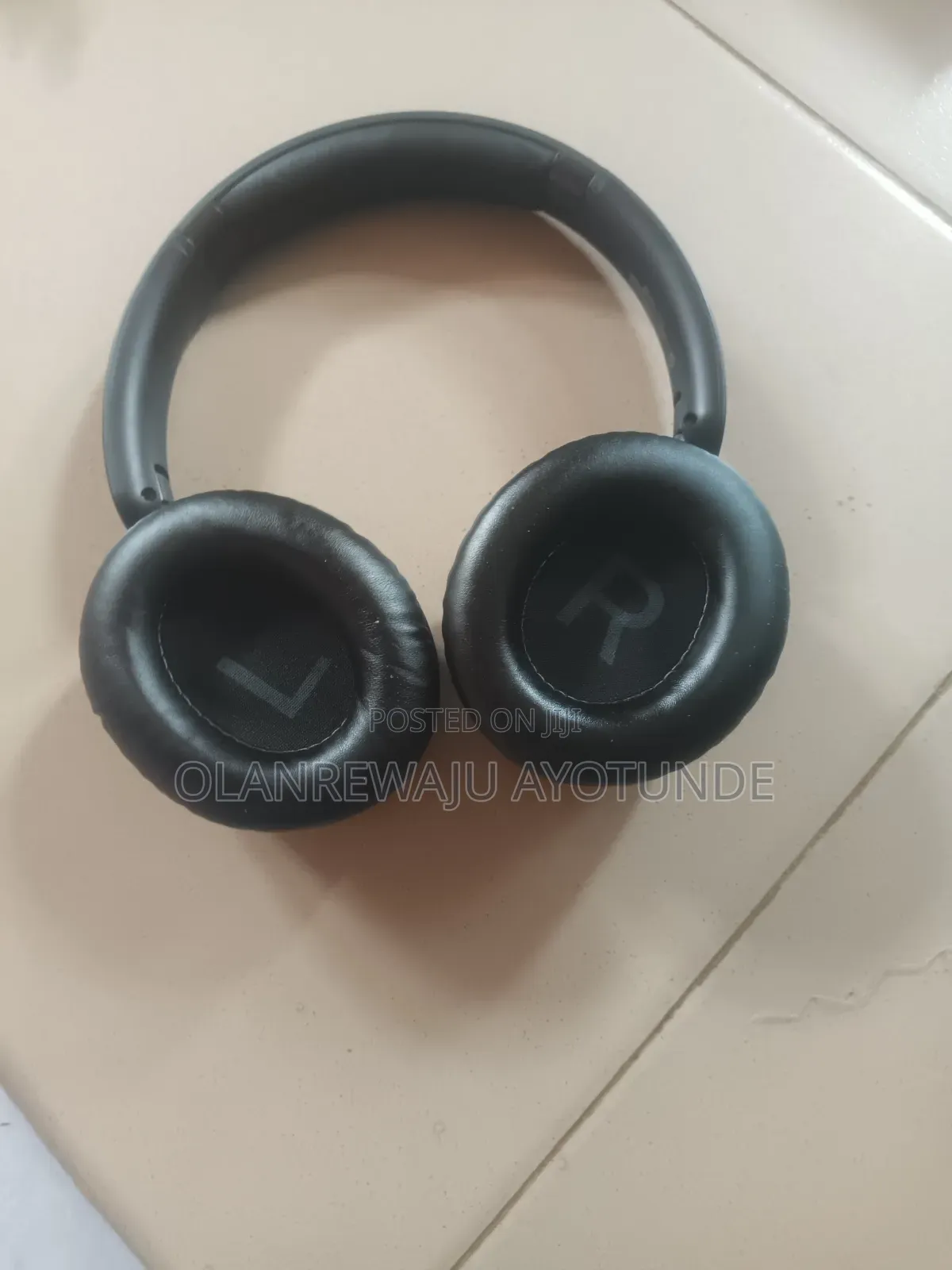 Phillips Headset.