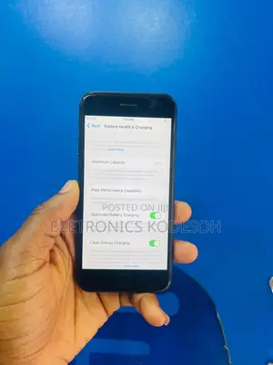 Apple iPhone 8 64 GB Black