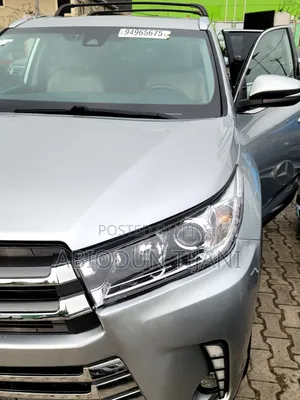 Toyota Highlander XLE 2019 Silver