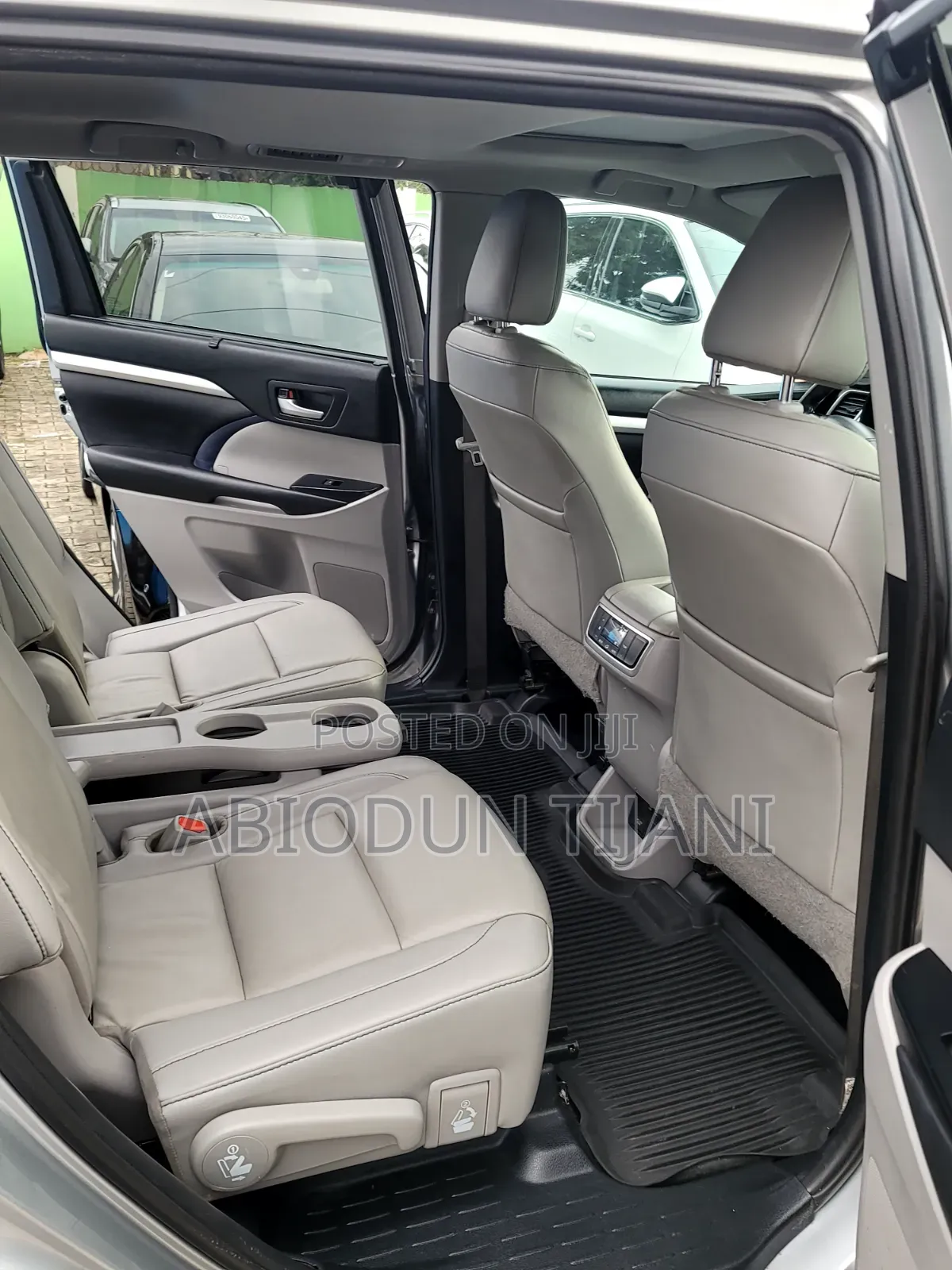 Toyota Highlander XLE 2019 Silver