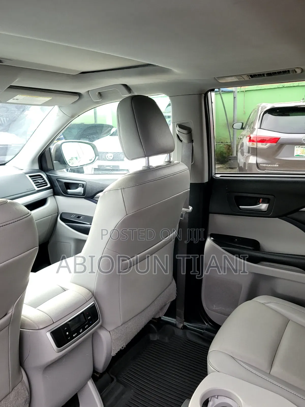 Toyota Highlander XLE 2019 Silver