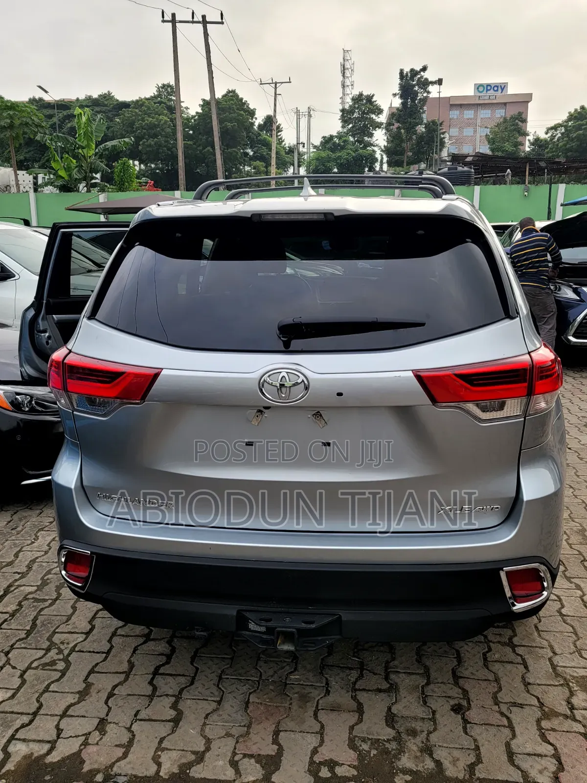 Toyota Highlander XLE 2019 Silver