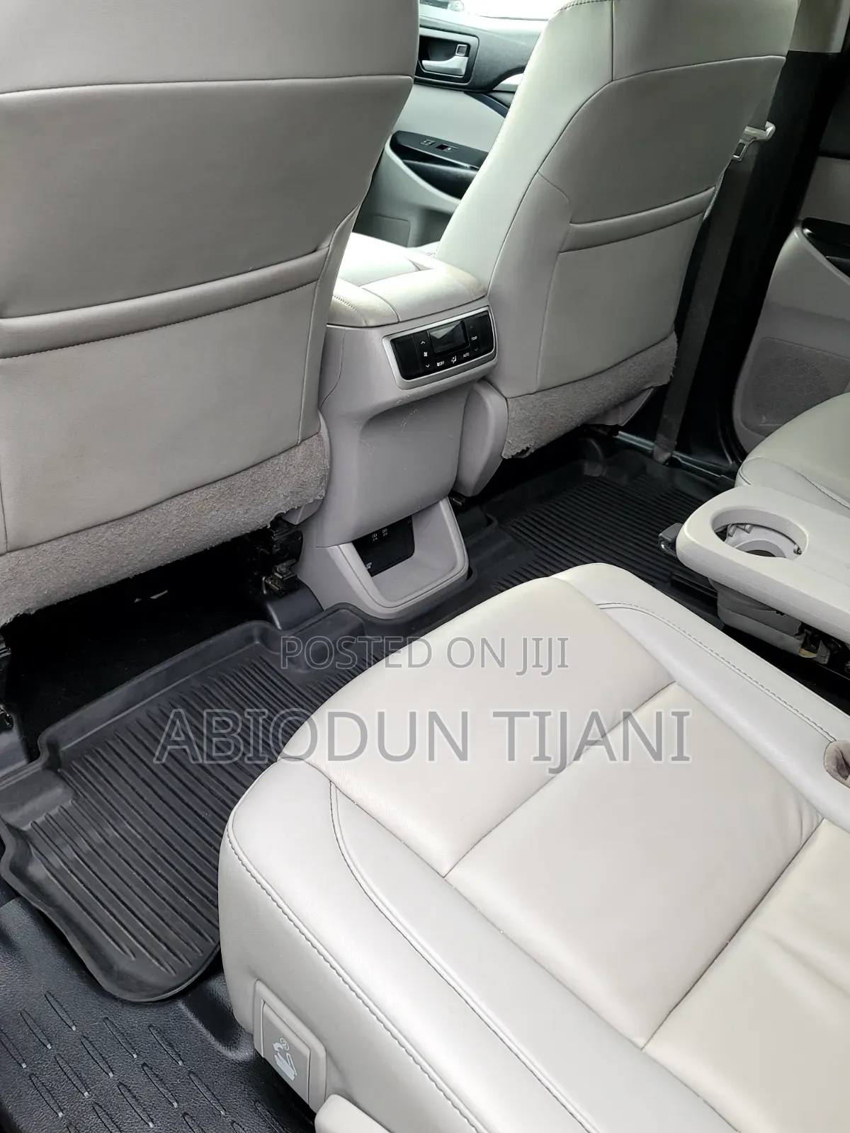 Toyota Highlander XLE 2019 Silver