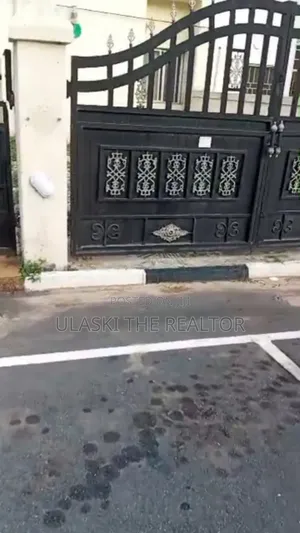 4bdrm Duplex in Zone 3 / Wuse for sale