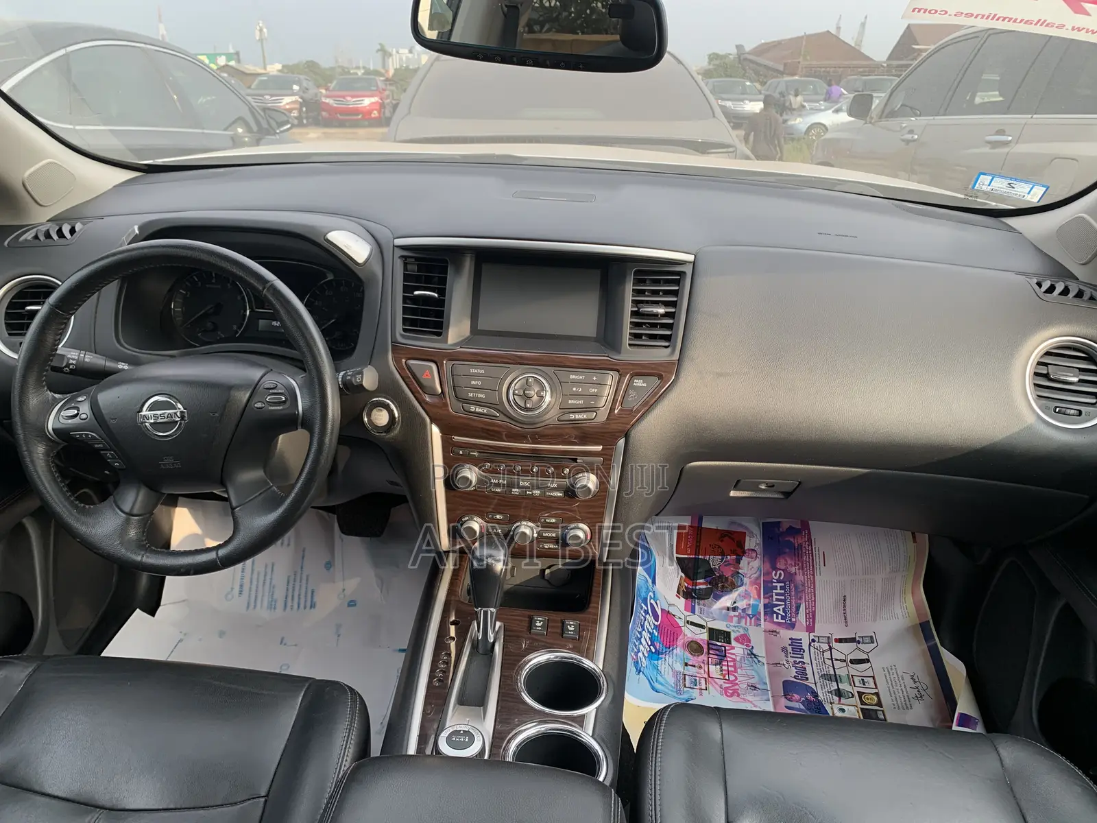 Nissan Pathfinder 2013 Silver