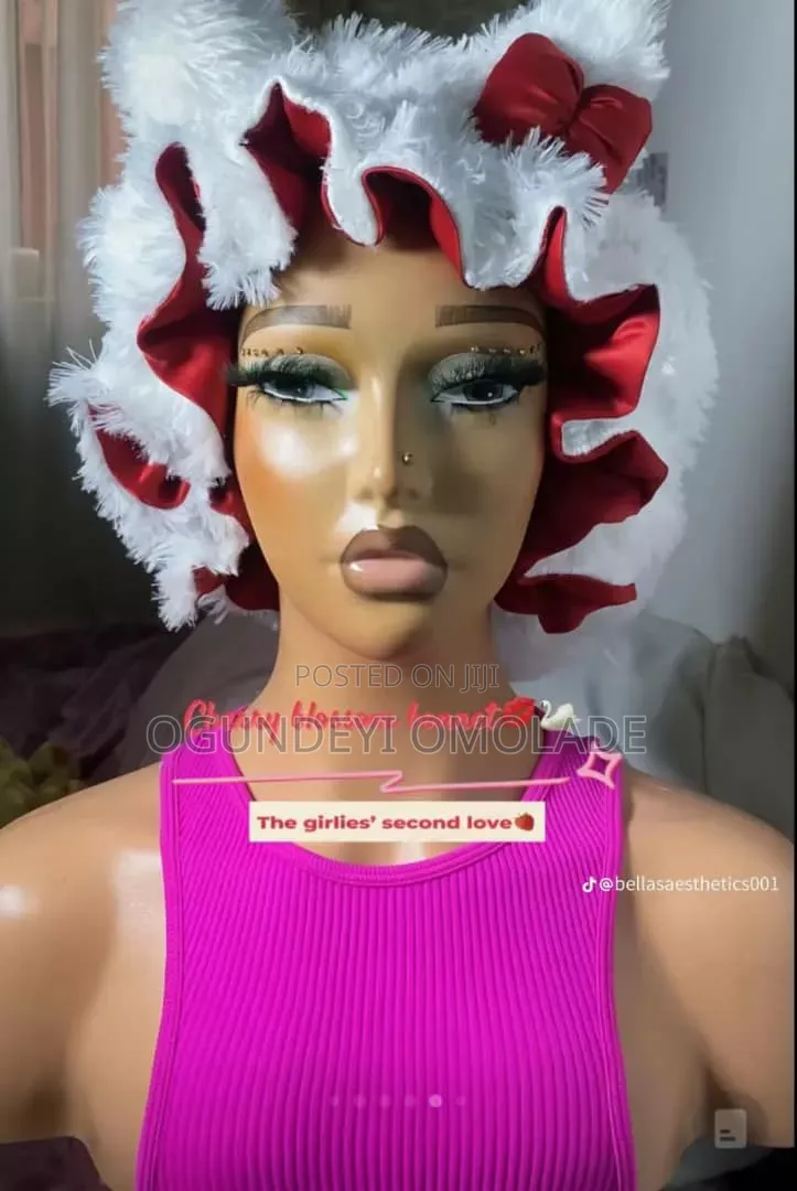 Ladies Bonnet Cap