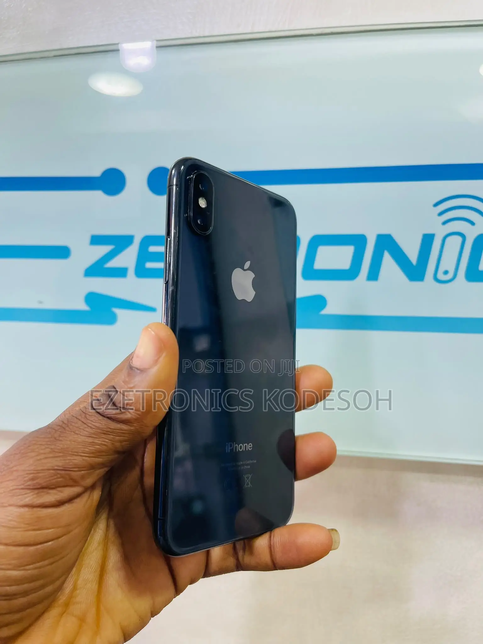 Apple iPhone X 64 GB Black
