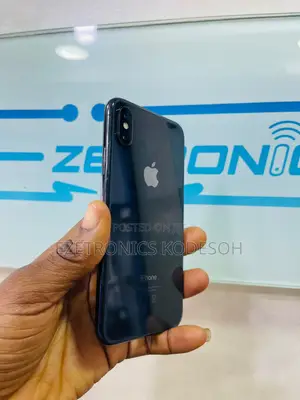 Apple iPhone X 64 GB Black