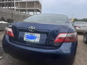 Toyota Camry LE 4dr Sedan (2.4L 4cyl 5A) 2008 Blue