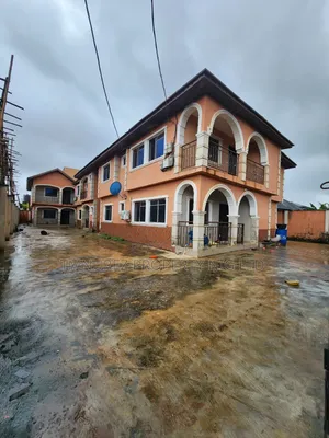 20bdrm Apartment in Ijede / Ikorodu for sale