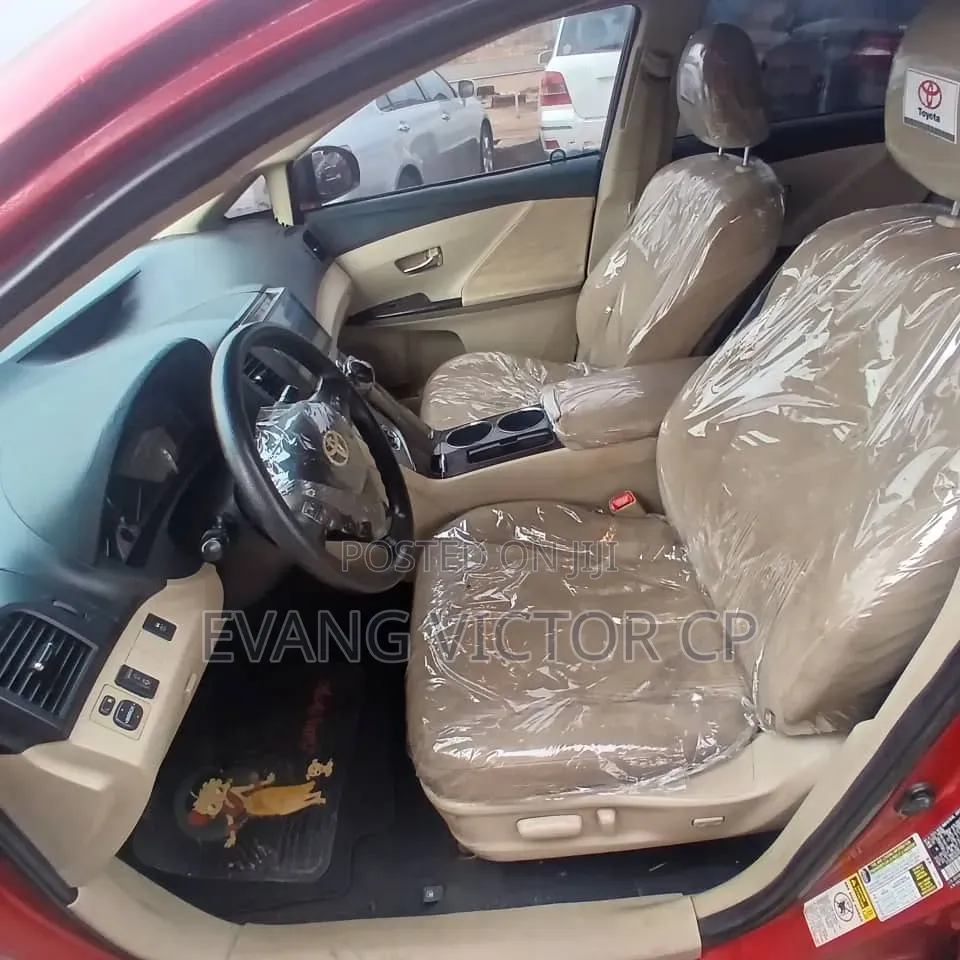 Toyota Venza 2011 Red