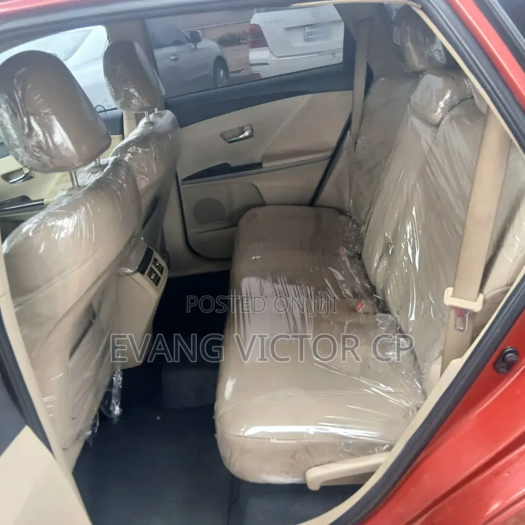 Toyota Venza 2011 Red