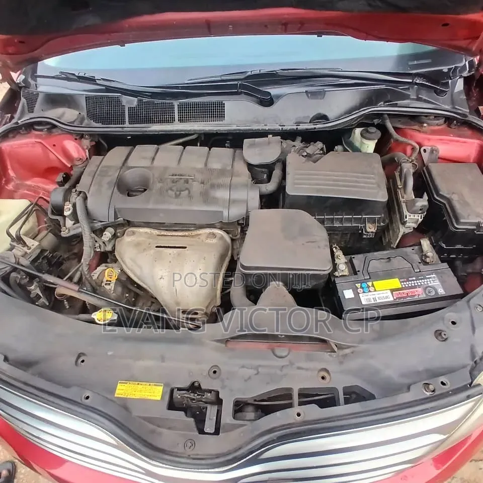 Toyota Venza 2011 Red