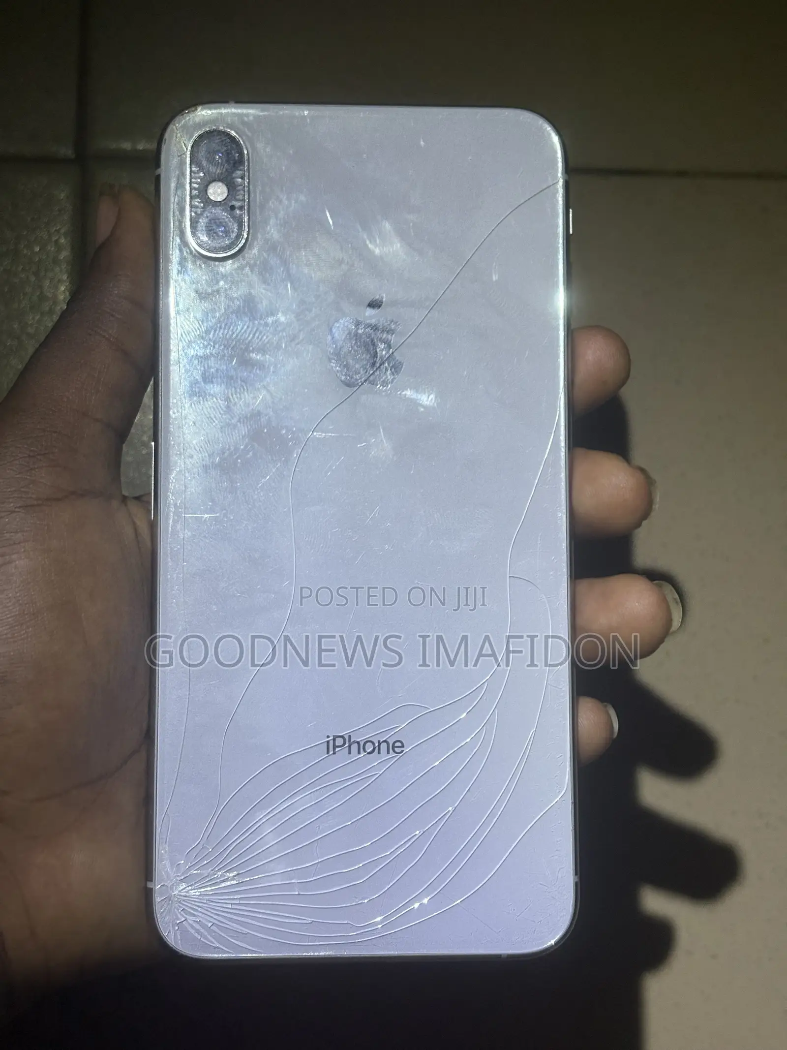 Apple iPhone XS 64 GB White