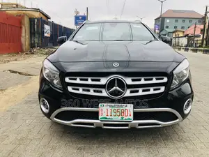 Mercedes-Benz GLA-Class 2018 Black