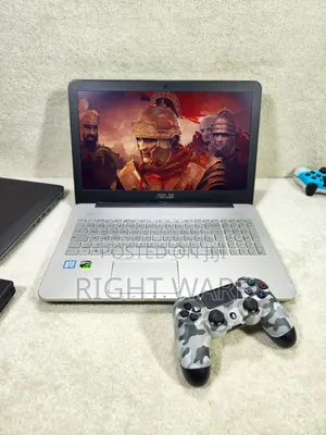 Laptop Asus 8GB Intel Core i7 HDD+SSD 1T