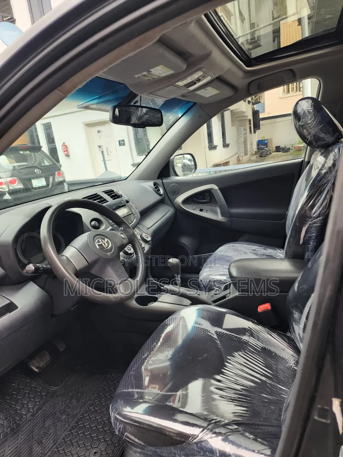 Toyota RAV4 2010 Green
