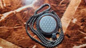 Chi Pendant