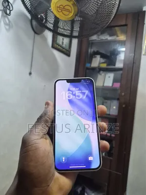 Apple iPhone 13 128 GB Silver