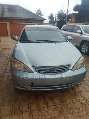 Toyota Camry 2004 Blue