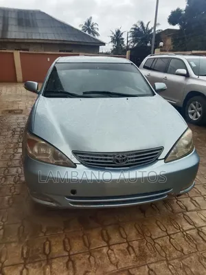 Toyota Camry 2004 Blue