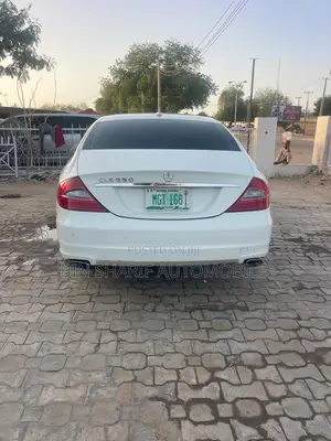 Mercedes-Benz CLS 2010 White