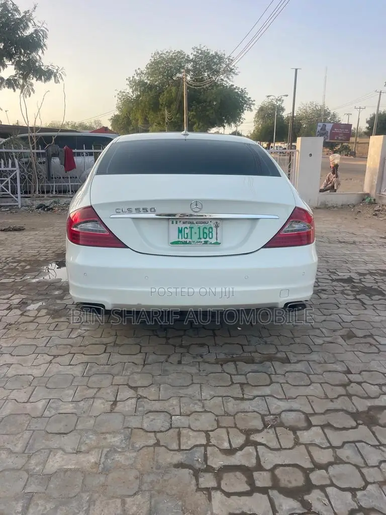 Mercedes-Benz CLS 2010 White