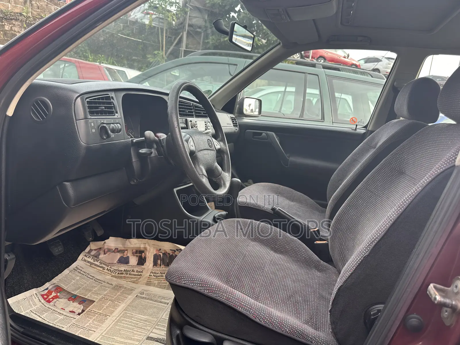 Volkswagen Golf 2003 Red
