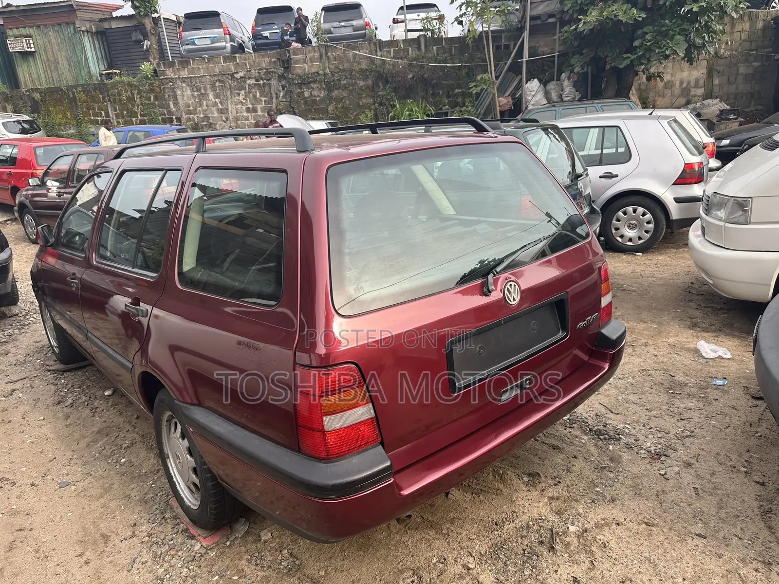 Volkswagen Golf 2003 Red