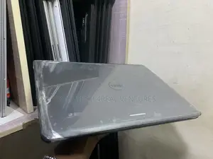 Laptop Dell Latitude 3340 4GB Intel Celeron SSD 128GB