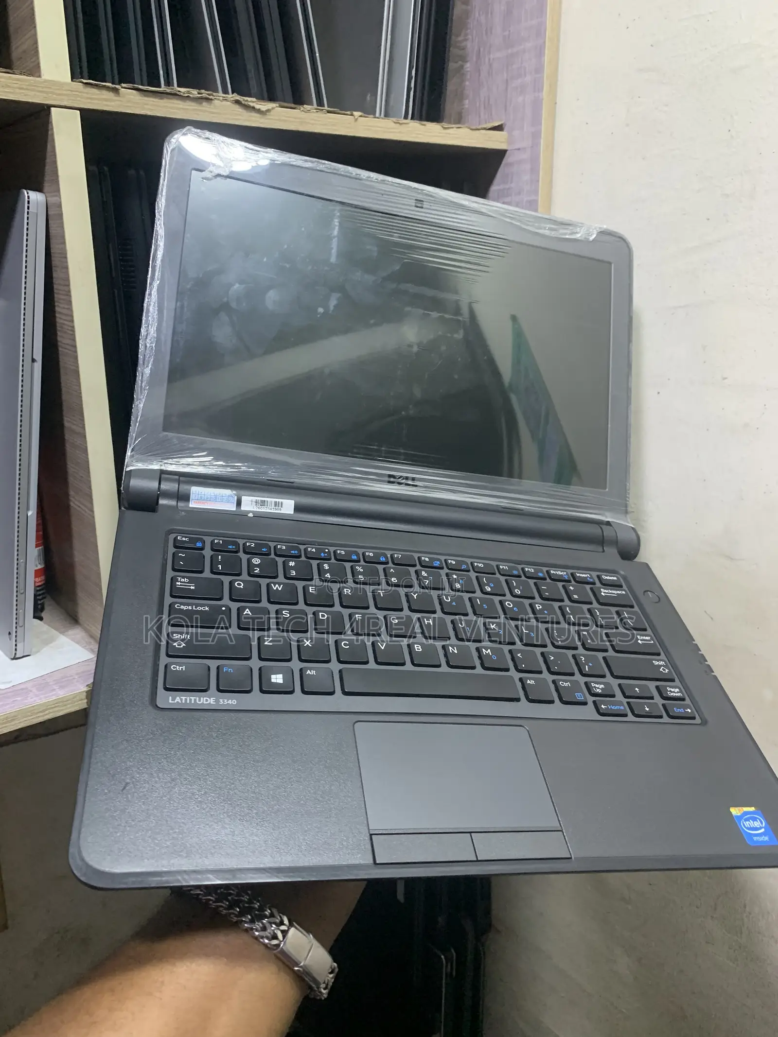 Laptop Dell Latitude 3340 4GB Intel Celeron SSD 128GB