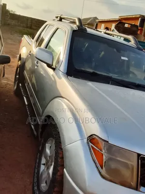 Nissan Frontier 2008 Gray