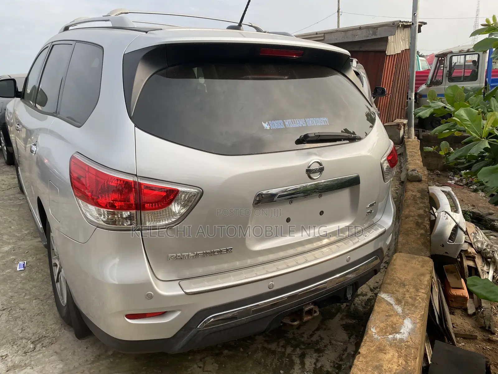 Nissan Pathfinder SL 4x4 2013 Silver