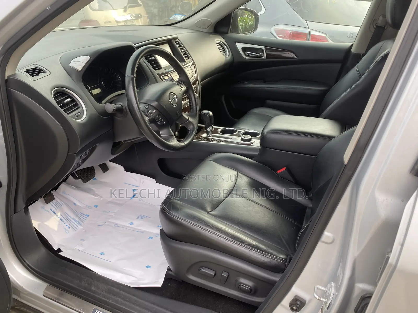 Nissan Pathfinder SL 4x4 2013 Silver