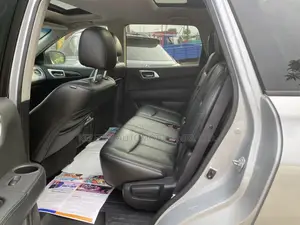 Nissan Pathfinder SL 4x4 2013 Silver