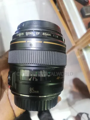 Canon EF 85mm 1:1.8 Lens