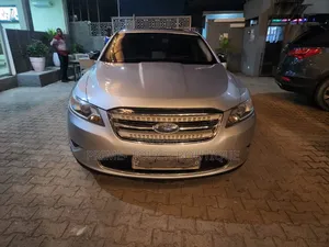 Ford Taurus 2013 Silver