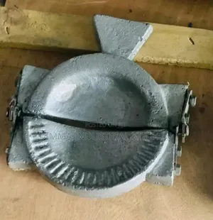 Meat Pie Moulder