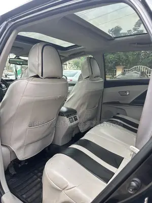 Toyota Venza V6 AWD 2010 Black