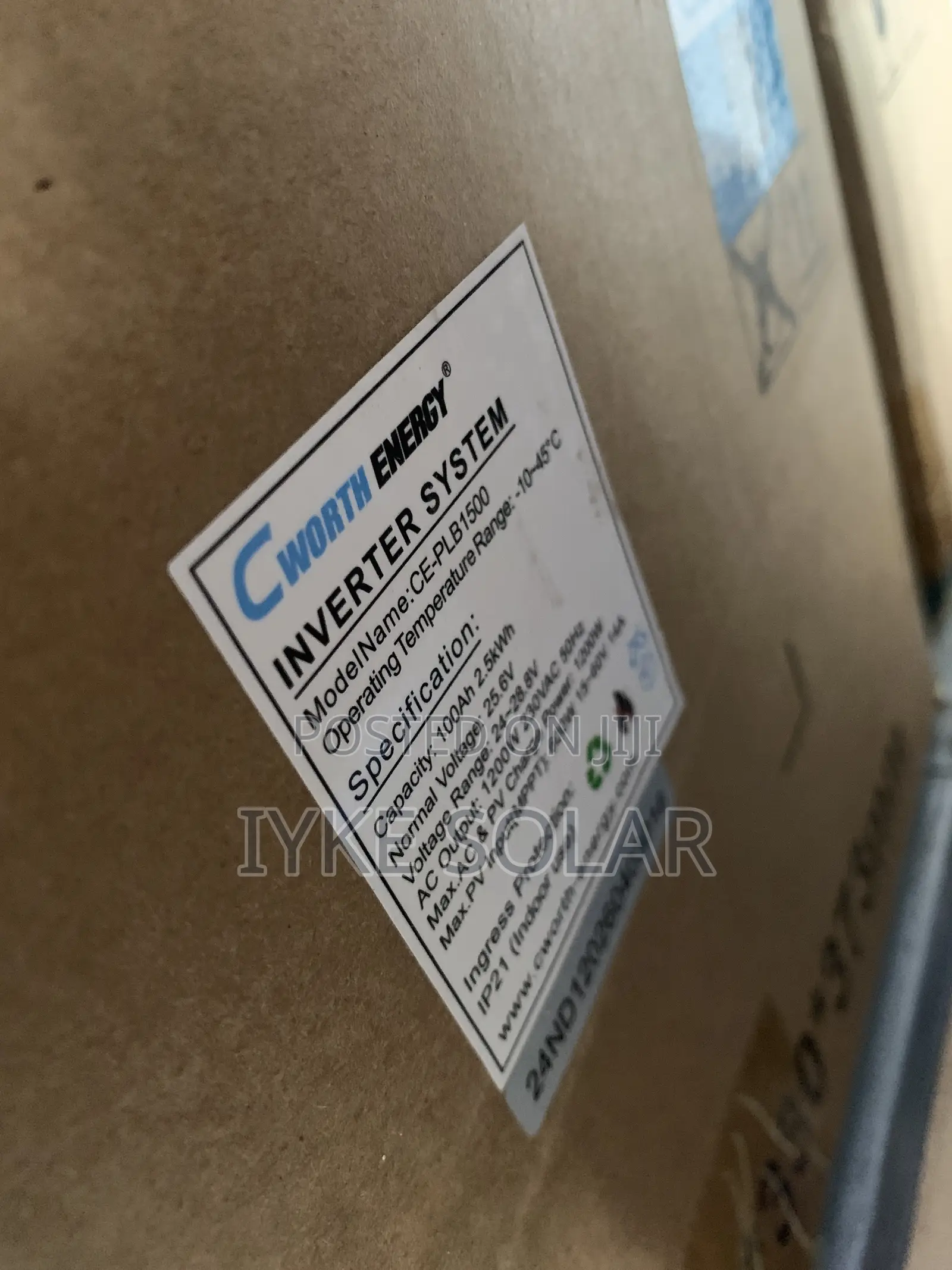 2.5kwh / 1200w 100a C Worth Solar Generator