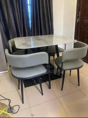 Beautiful 4seaters Dinning