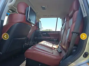 Lexus LX 570 (5 seats) AWD 2018 Gray
