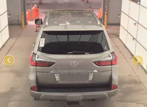 Lexus LX 570 (5 seats) AWD 2018 Gray